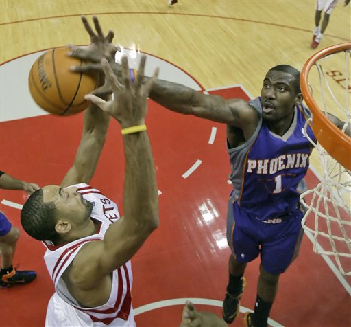 他多次击败 他多次击败