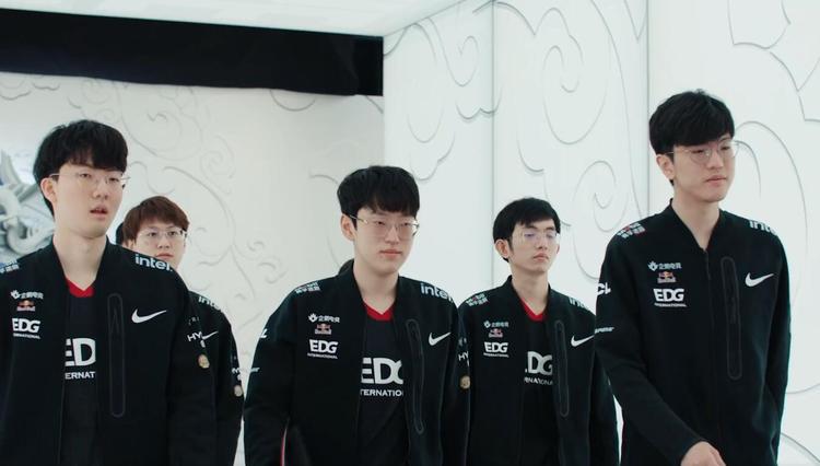 而莫拉塔做 而莫拉塔做