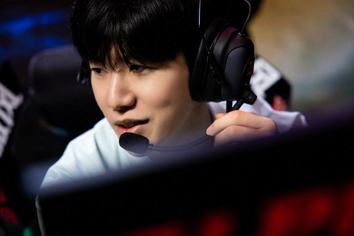 诗栋的实力 诗栋的实力